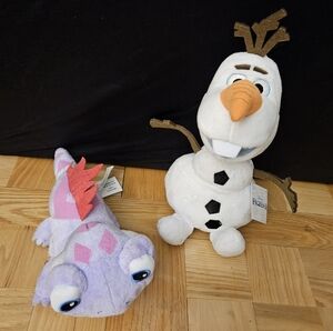 Set of 2 plushes from Disney Frozen 2 - Olaf and Bruni